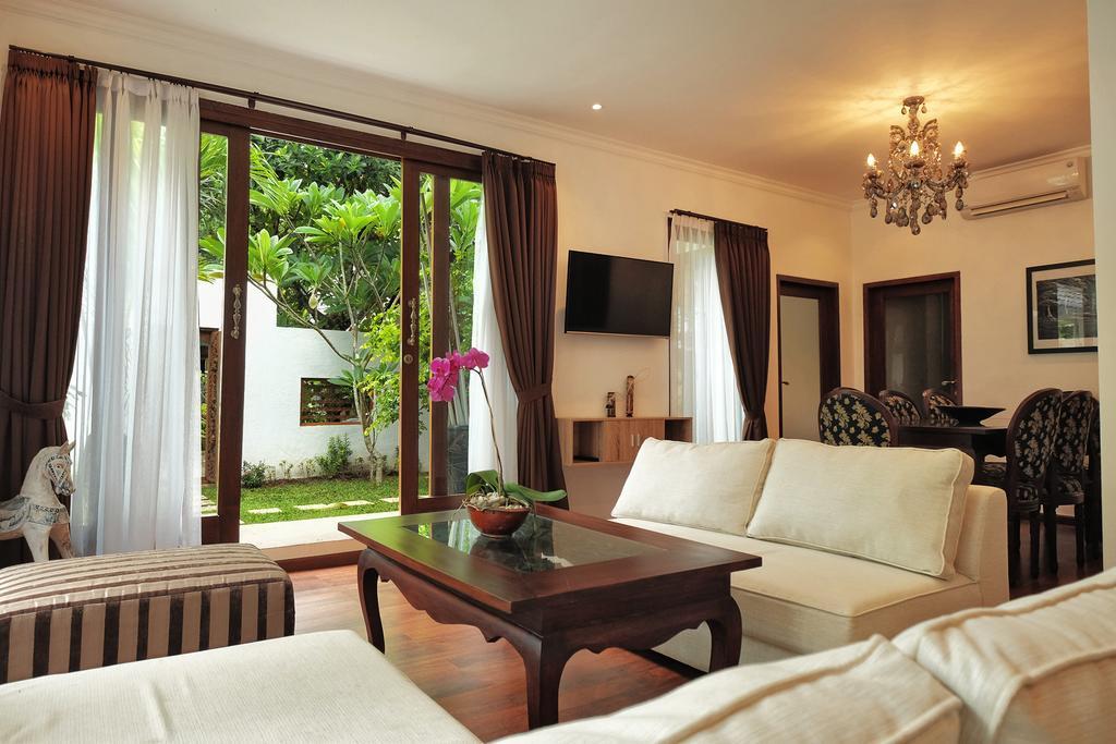 Villa Plumbargo Senggigi Room photo